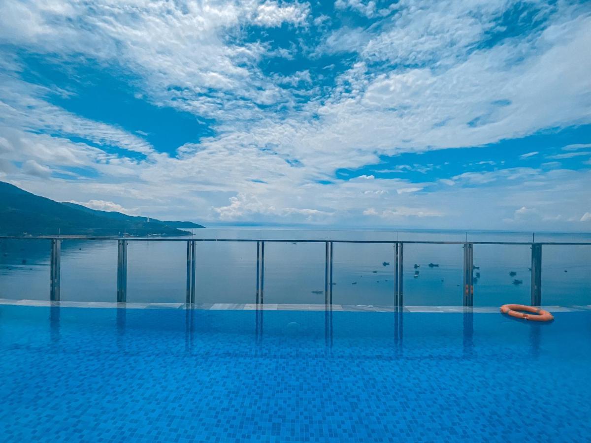 Grand Gold Beach Hotel & Spa Дананг Экстерьер фото