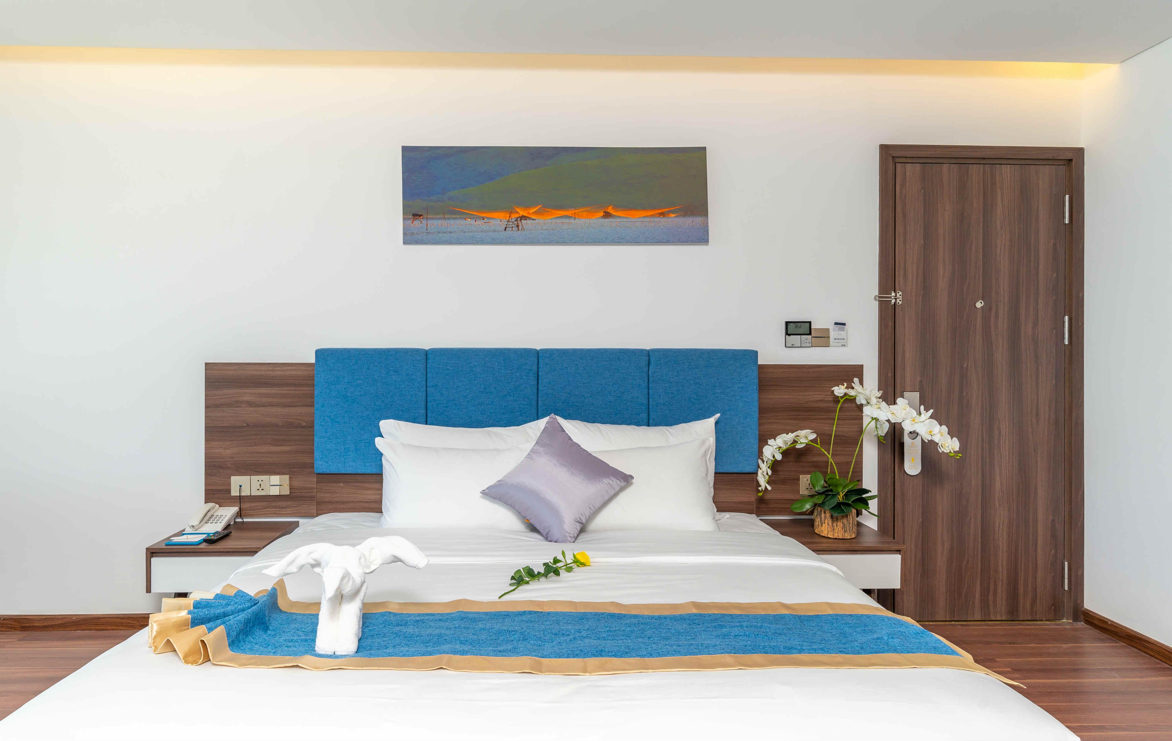Grand Gold Beach Hotel & Spa Дананг Экстерьер фото