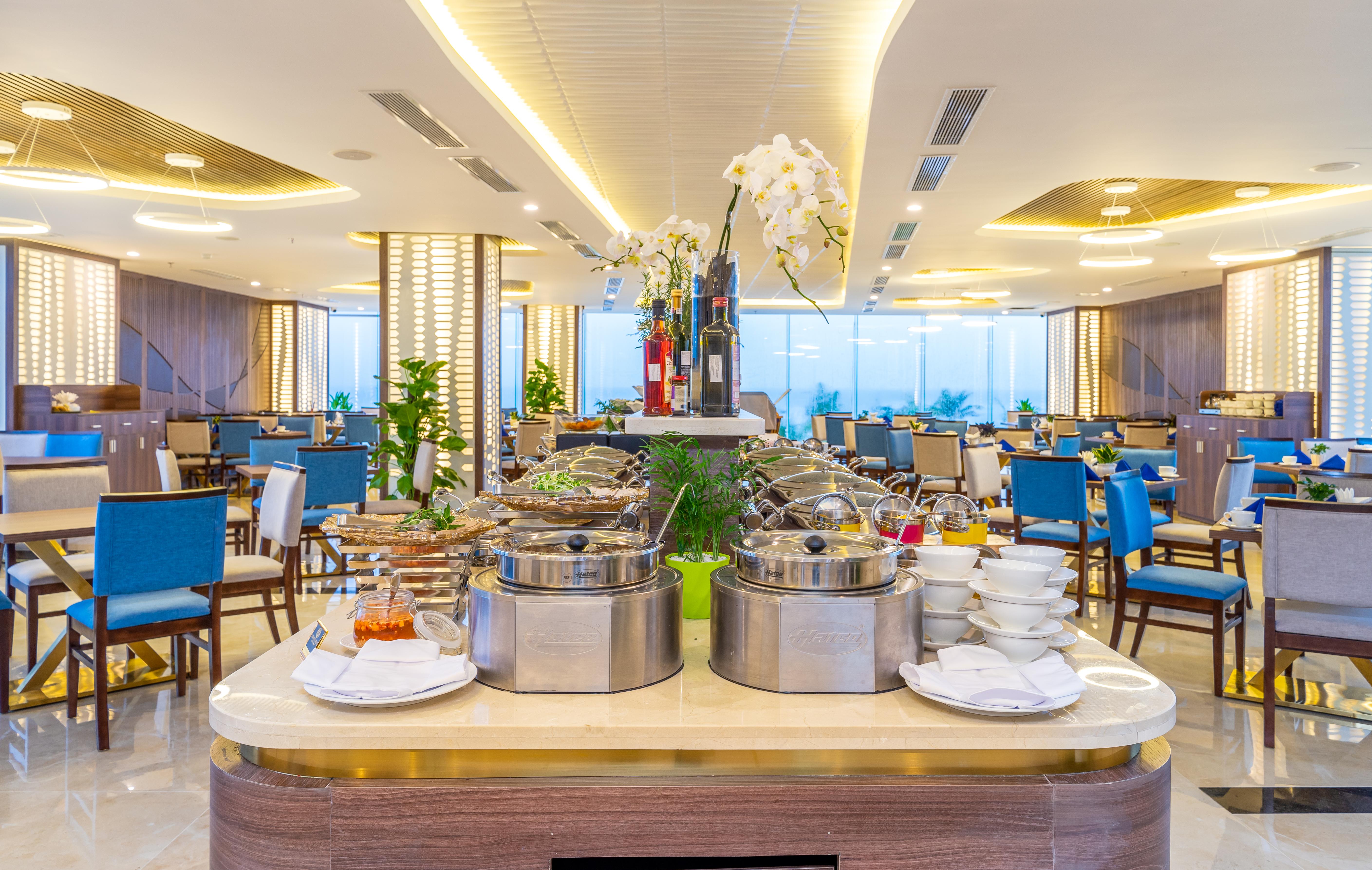 Grand Gold Beach Hotel & Spa Дананг Экстерьер фото