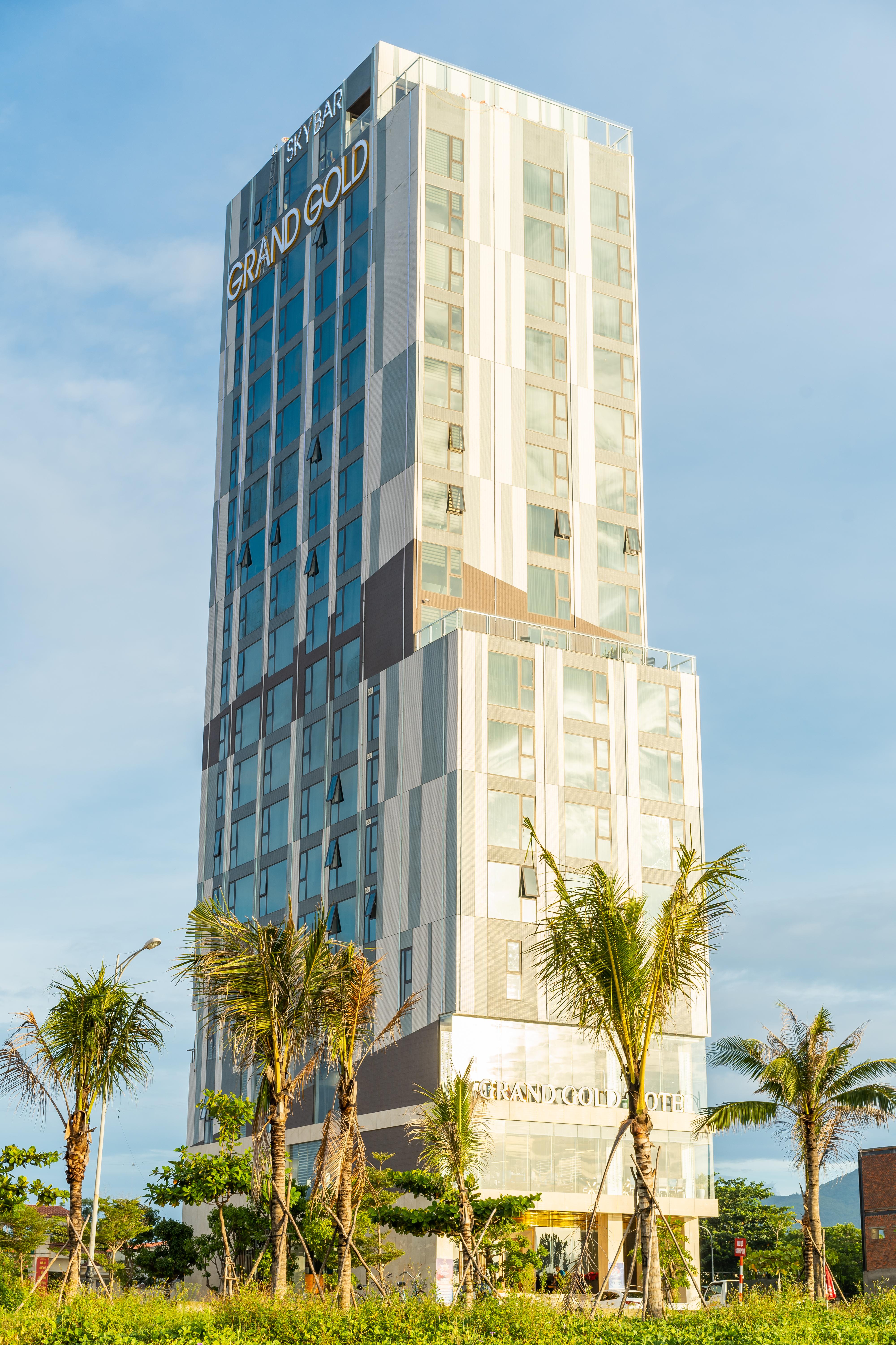 Grand Gold Beach Hotel & Spa Дананг Экстерьер фото