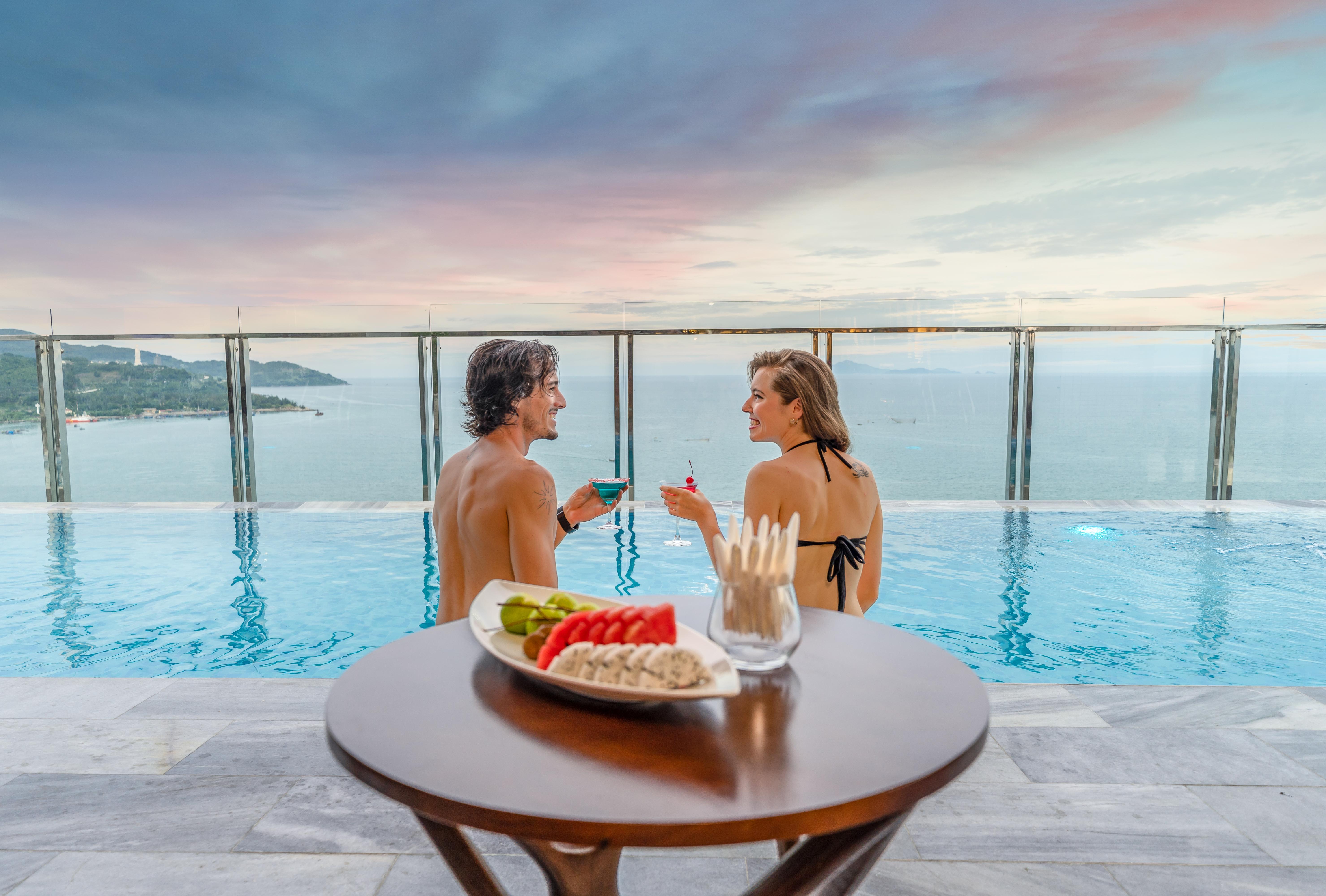 Grand Gold Beach Hotel & Spa Дананг Экстерьер фото