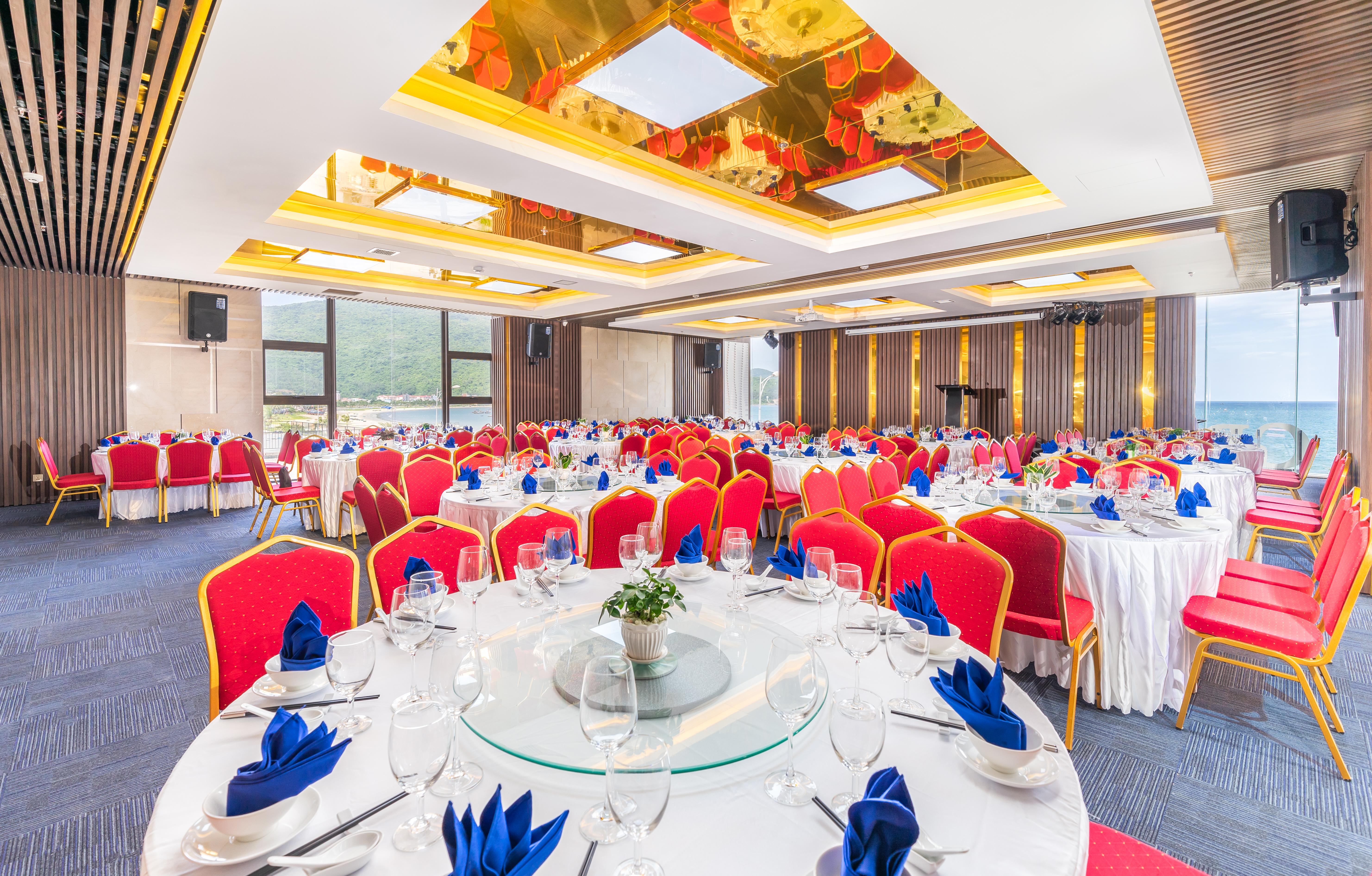 Grand Gold Beach Hotel & Spa Дананг Экстерьер фото