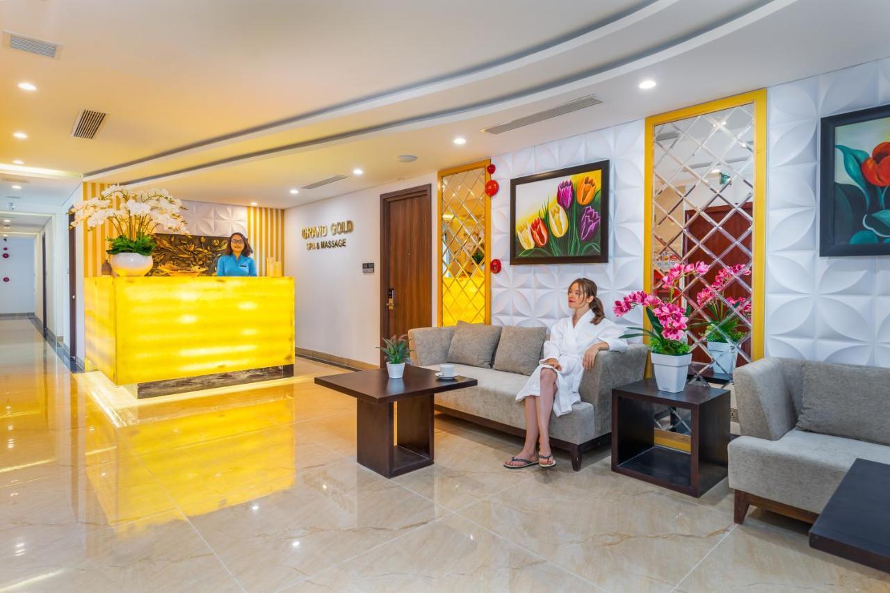Grand Gold Beach Hotel & Spa Дананг Экстерьер фото